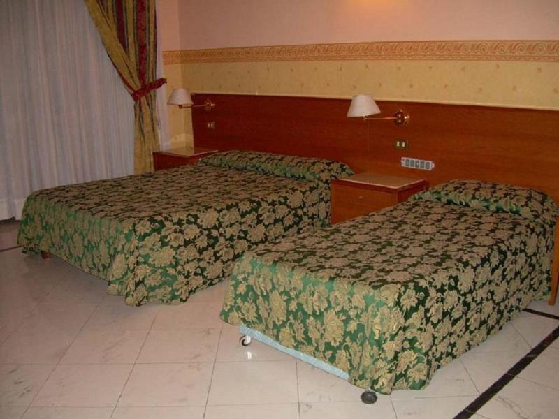 Repubblica Hotel Рим Екстериор снимка