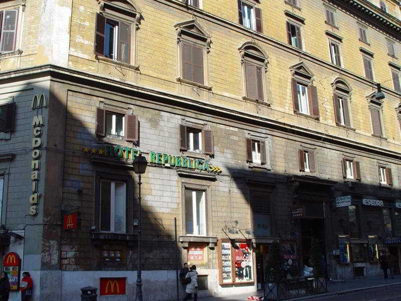 Repubblica Hotel Рим Екстериор снимка