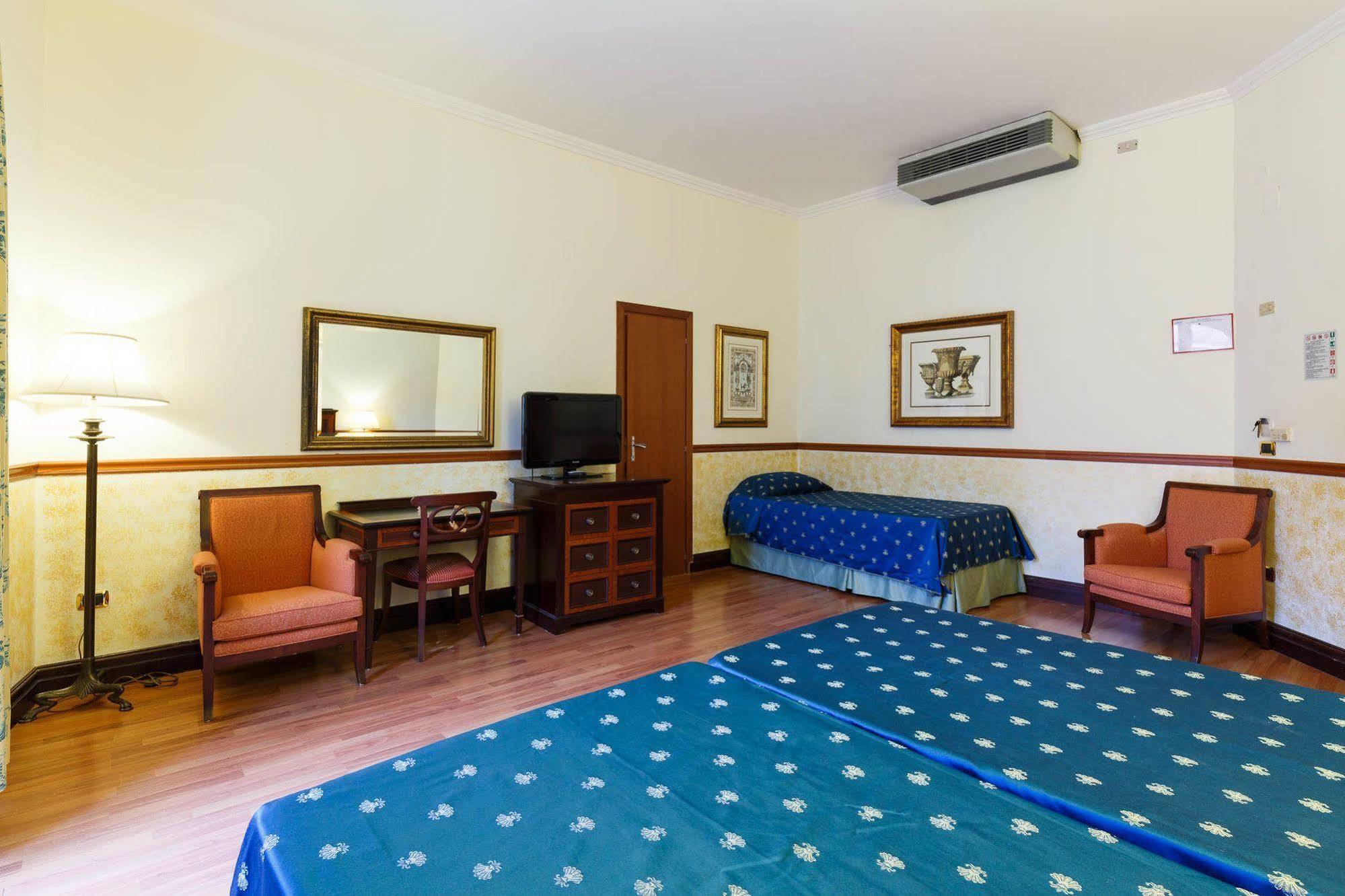 Repubblica Hotel Рим Екстериор снимка