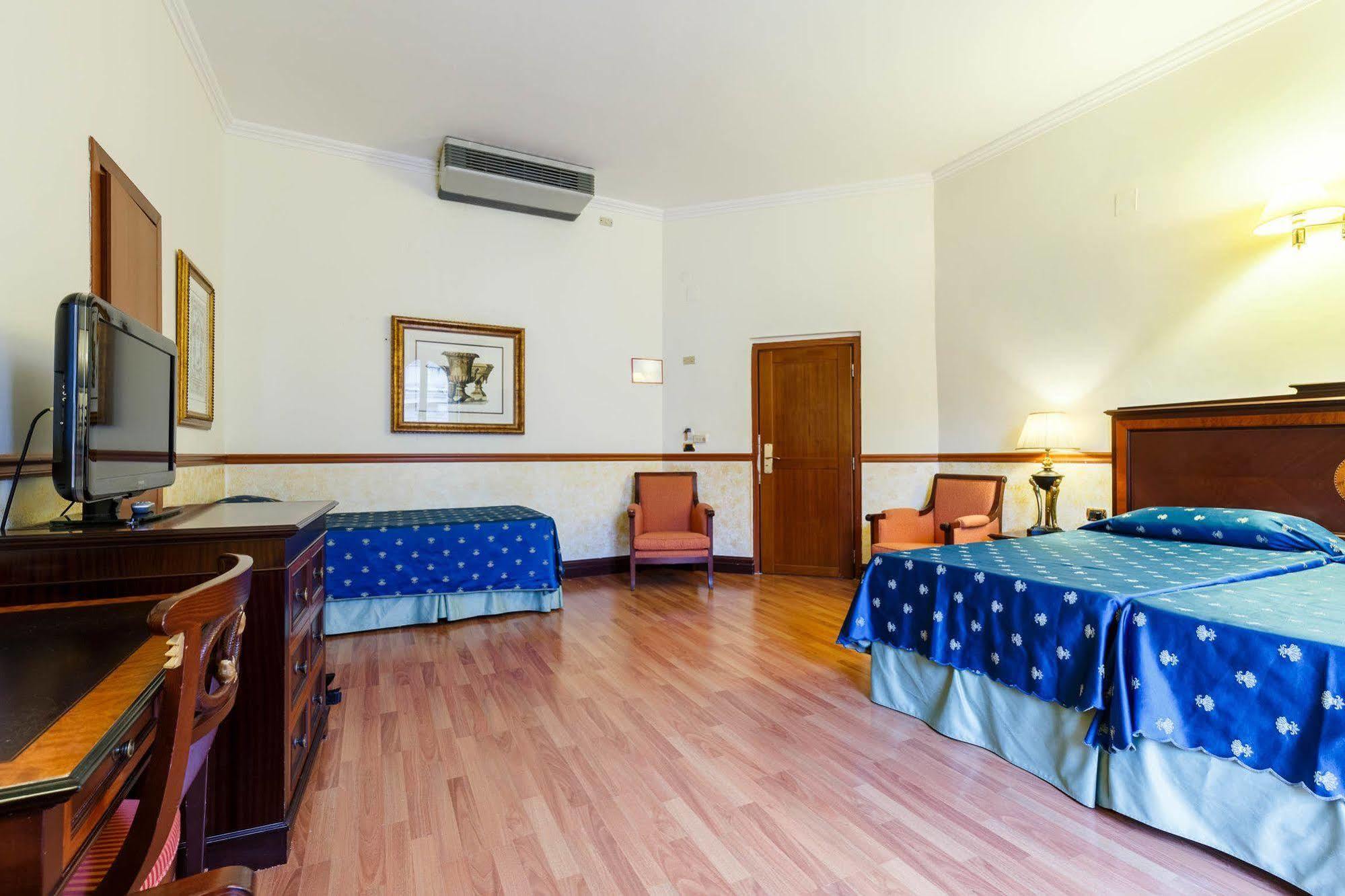 Repubblica Hotel Рим Екстериор снимка